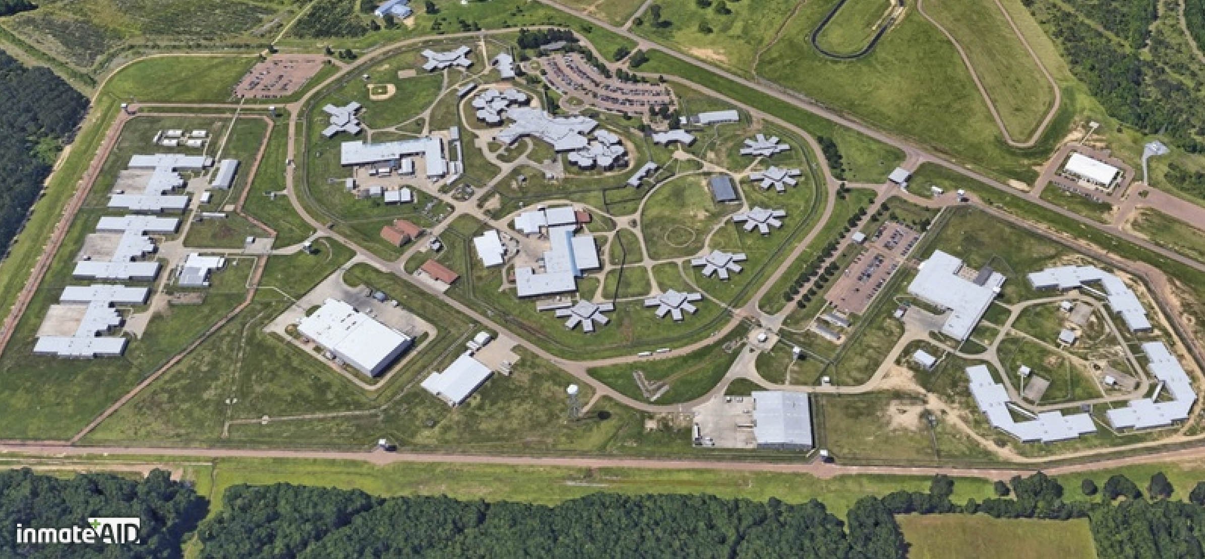 MDOC shuttles women inmates from metro facility to Delta prison